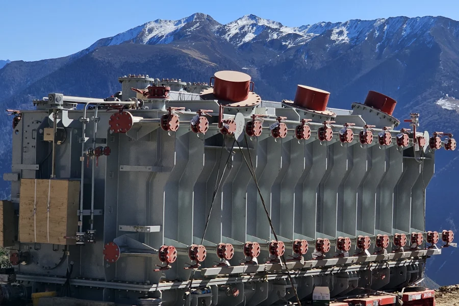 100MW Utility-Scale Solar PV Plant with High-Voltage Grid Integration featuring extensive photovoltaic arrays, utility-scale solar inverters, step-up transformers, and high-voltage transmission infrastructure for large-scale renewable energy generation by Splendor Energy